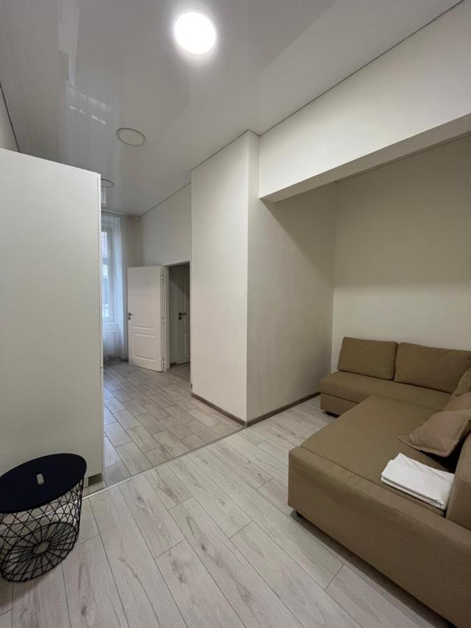 P.A.E.R. Apartments Praga Esterno foto